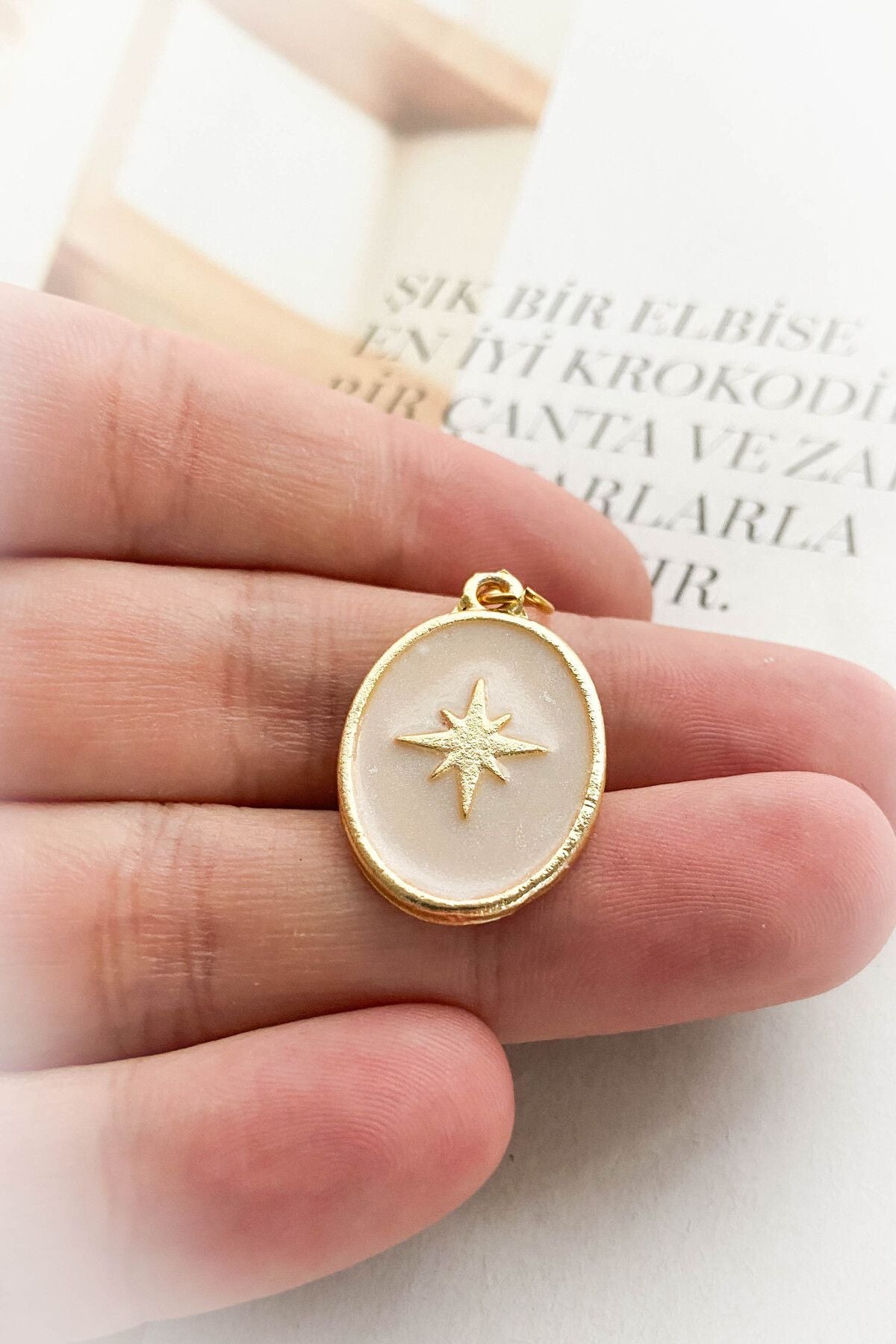 Sedef Beyaz Mineli Madalyon Kutup Yıldızı Altın Kaplama