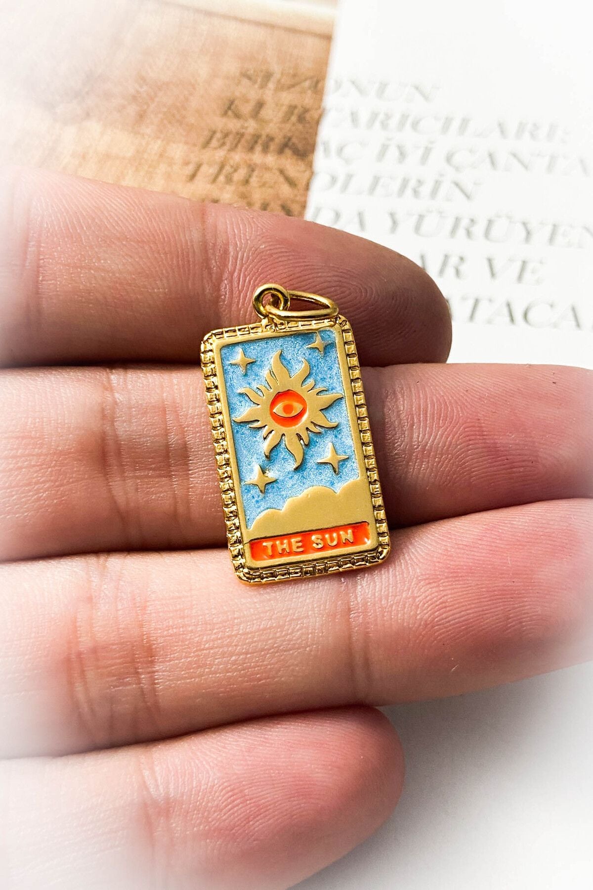 Mavi Turuncu Renkli Tarot The Sun Model Altın Kaplama Kolye Ucu
