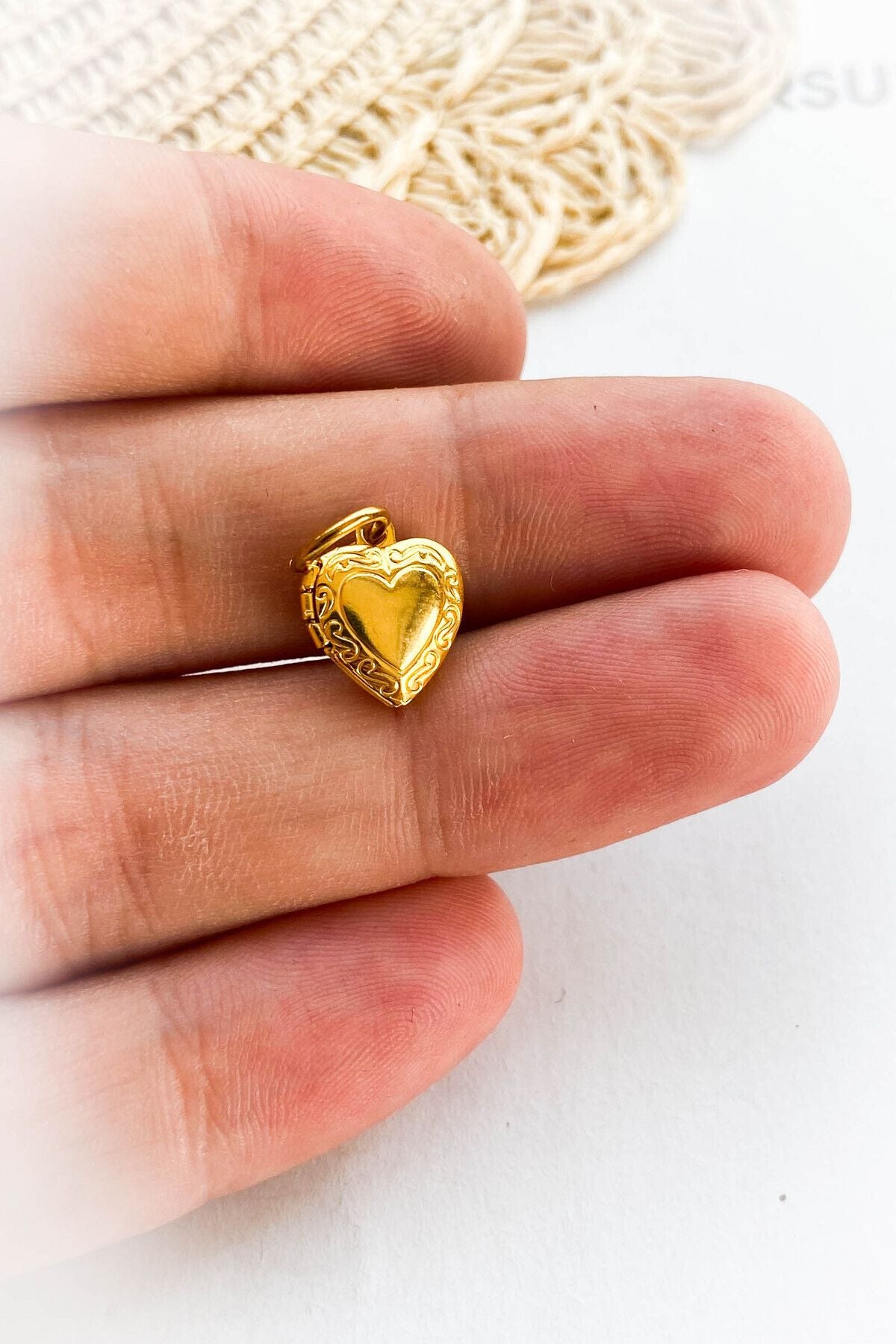 Açılır Mini Kalp Model Altın Kaplama Kolye Ucu