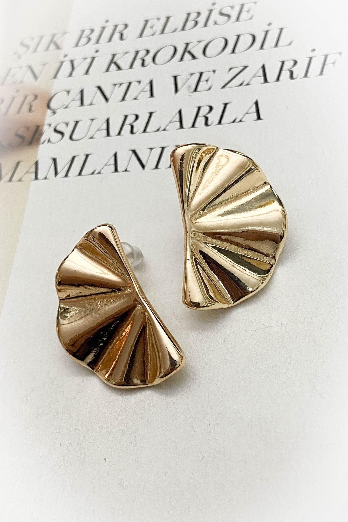 Altın Kaplama Yelpaze Model Geometrik Küpe