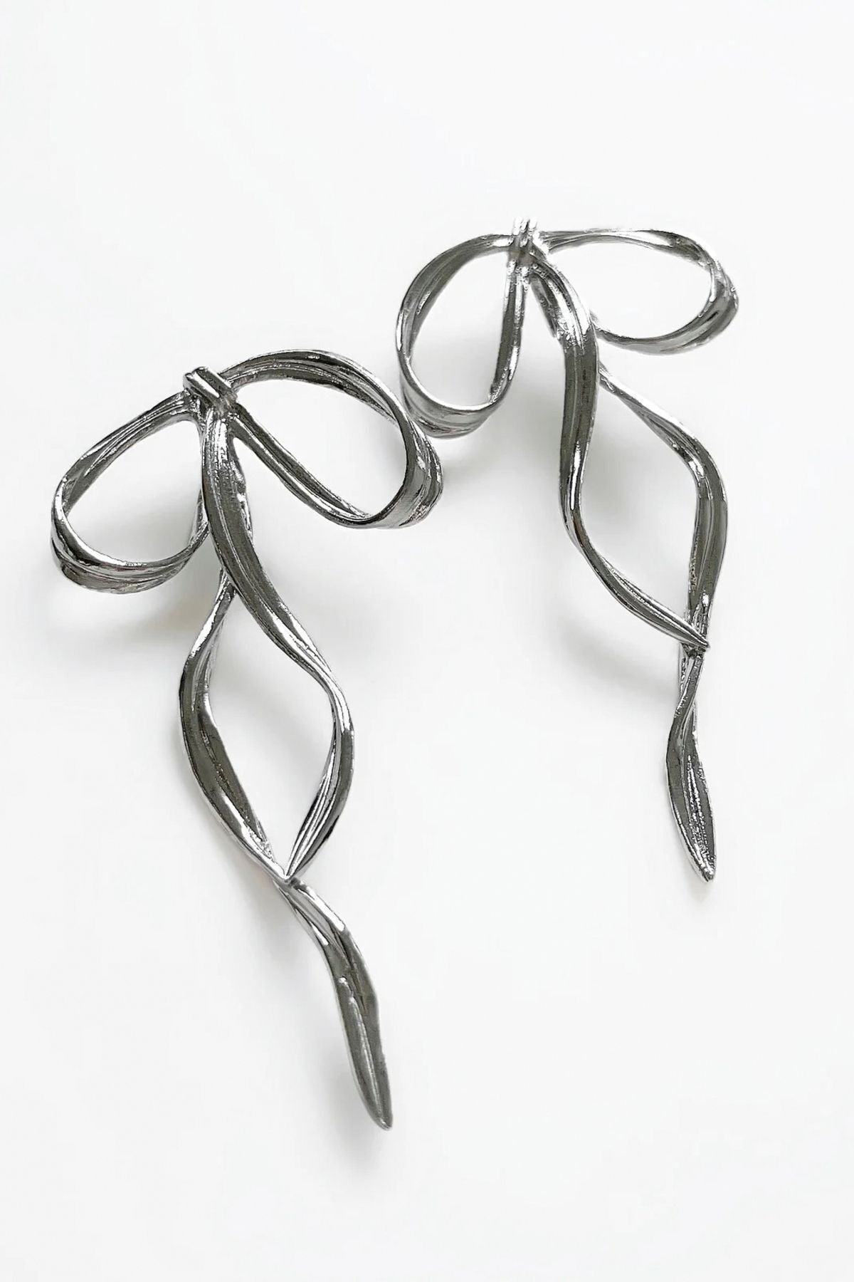 Fiyonk Küpe Kurdele Küpe altın gold gümüş renk