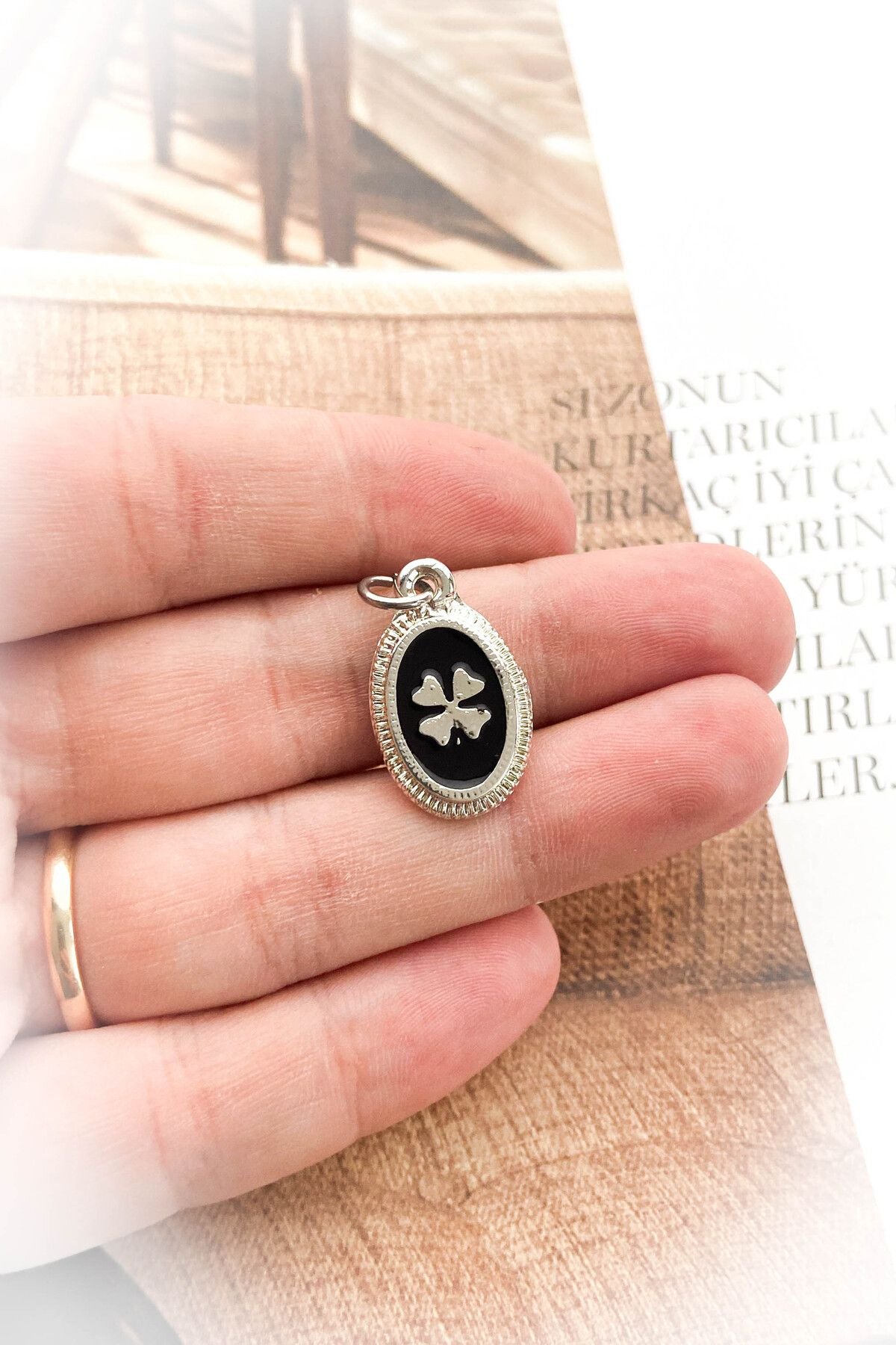 Rodyum Kaplama 4 Yapraklı Yonca Kolye Ucu