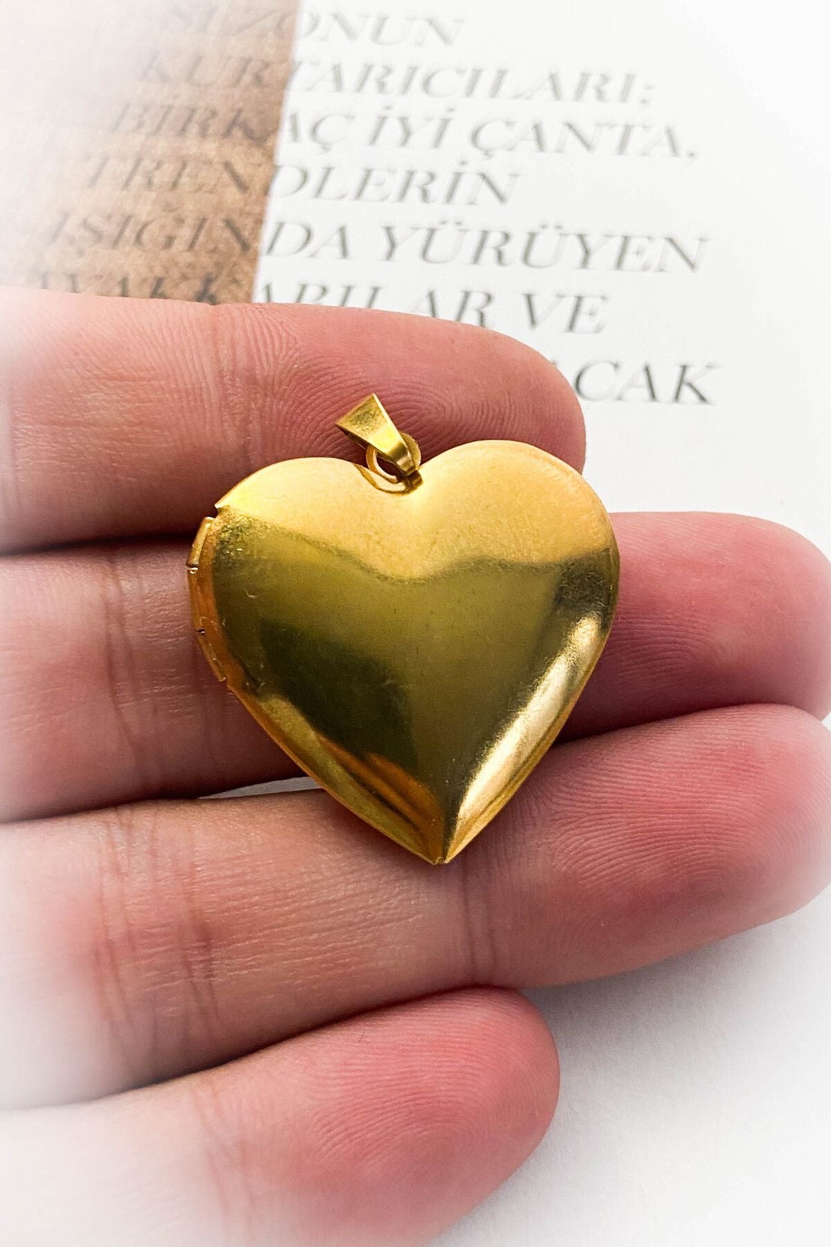 Açılabilir Kalp Çelik Kolye Ucu Düz / Altın