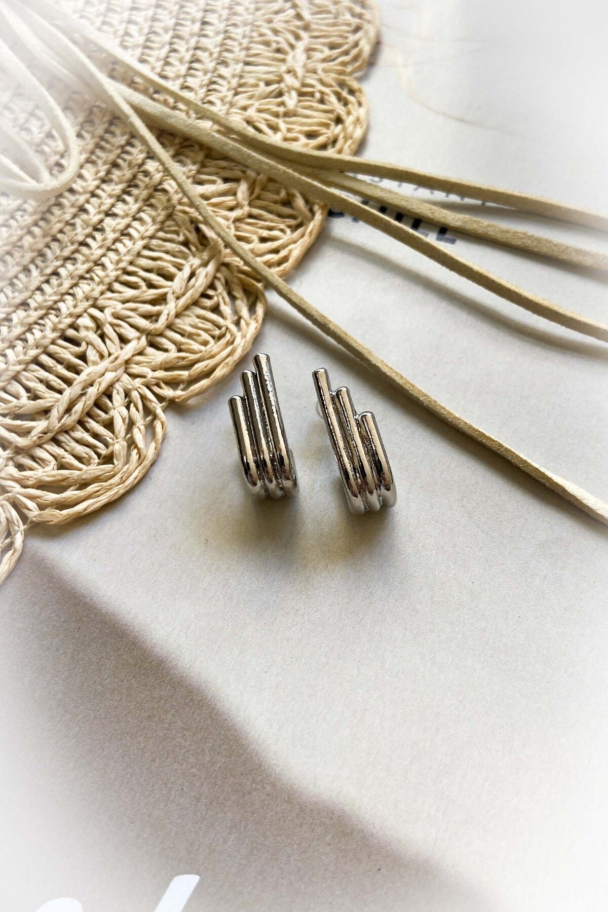 Geometrik Model Küpe 2 Farklı Renk Seçeneği