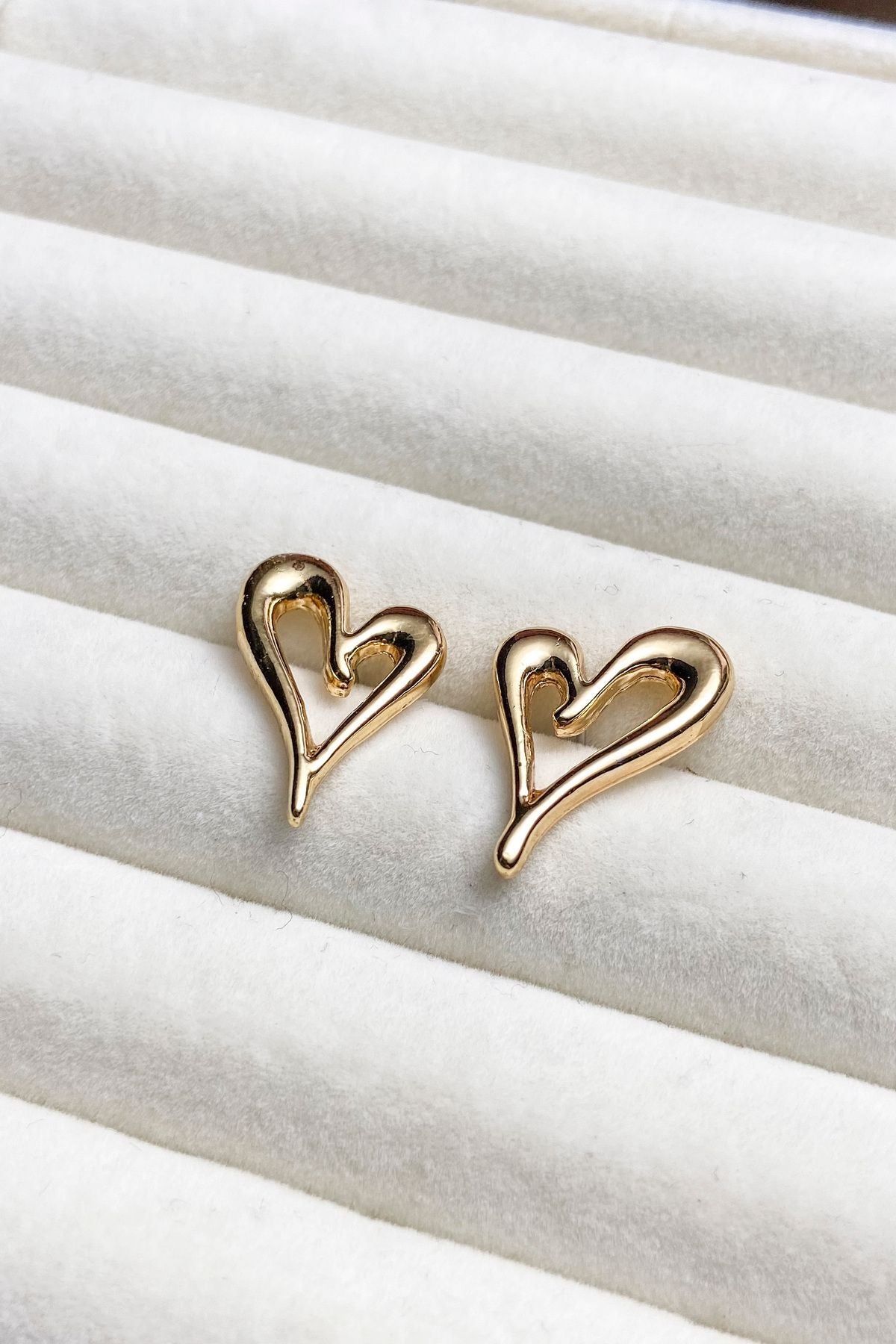 Gold Damla Kalp Kadın Küpe