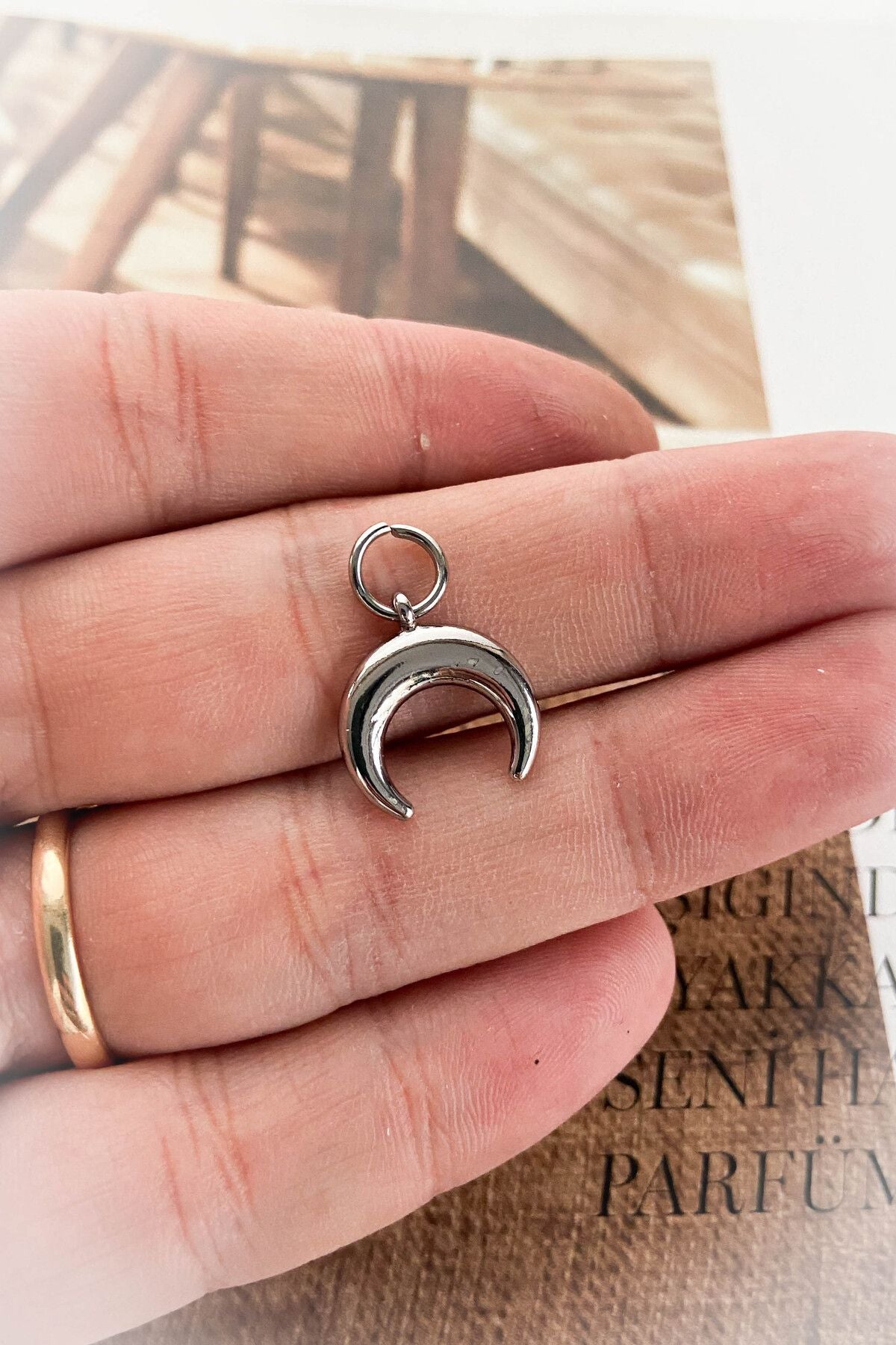 Ay Model Kaplama Kolye Ucu