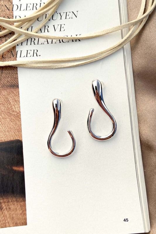 Sallantılı Kanca Model Küpe