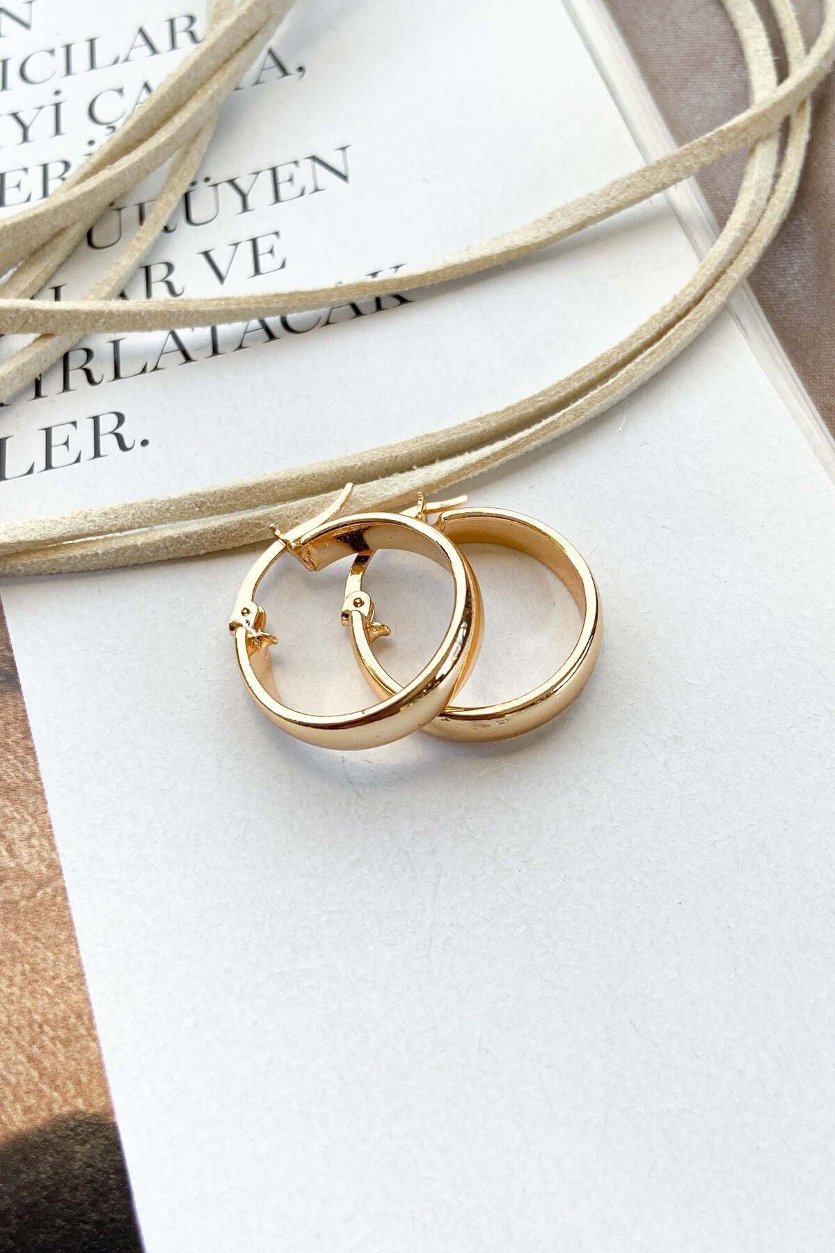 Çelik 2 Farklı Renk Seçeneği  Kararmaz Halka Küpe