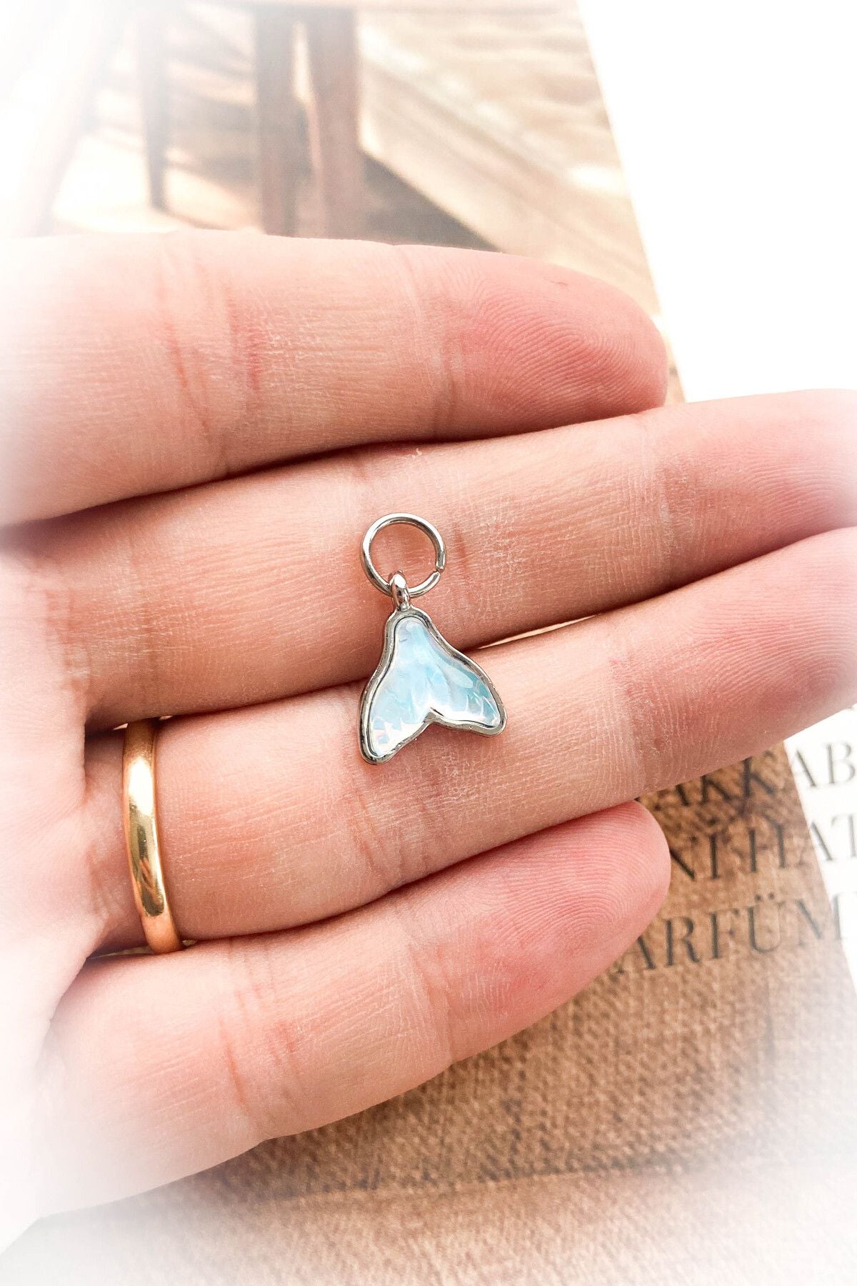 Rodyum Kaplama Balık Kuyruğu Kolye Ucu