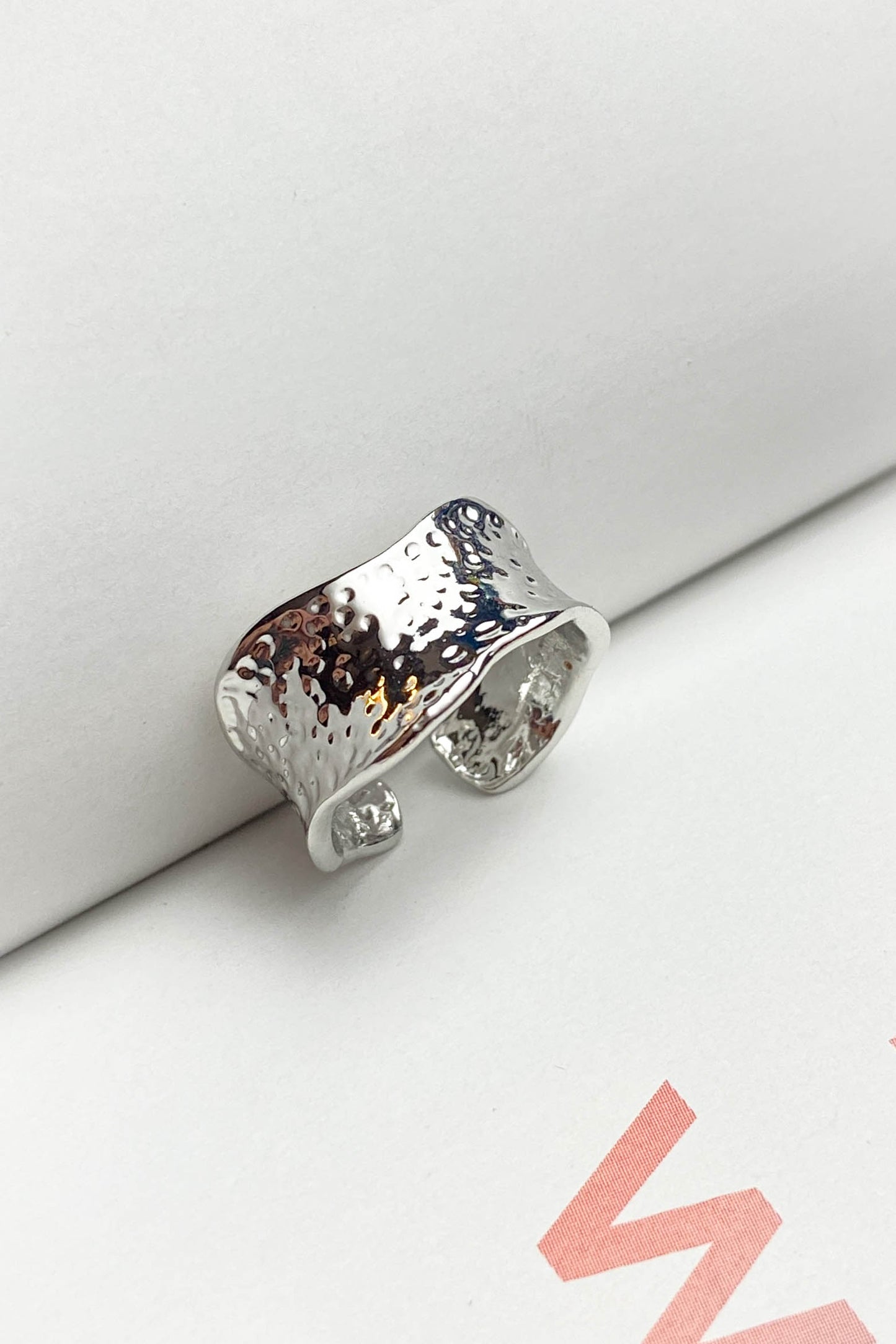 Pirinç Döküm Geniş Halka Desenli Yüzük Ayarlanabilir