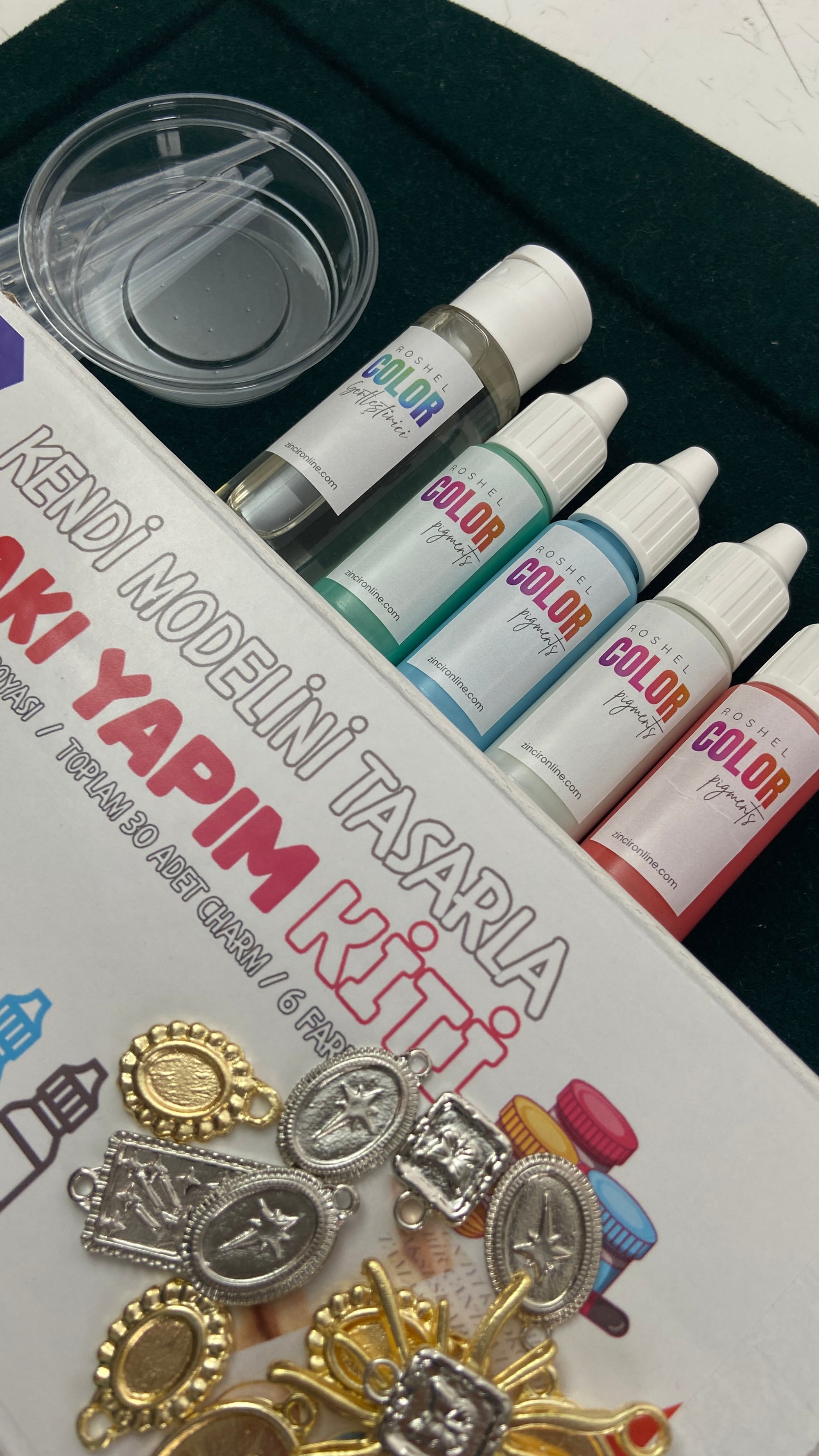 Takı Yapım,Mine Epoksi Boya Kiti / 12 Adet Charm Seti