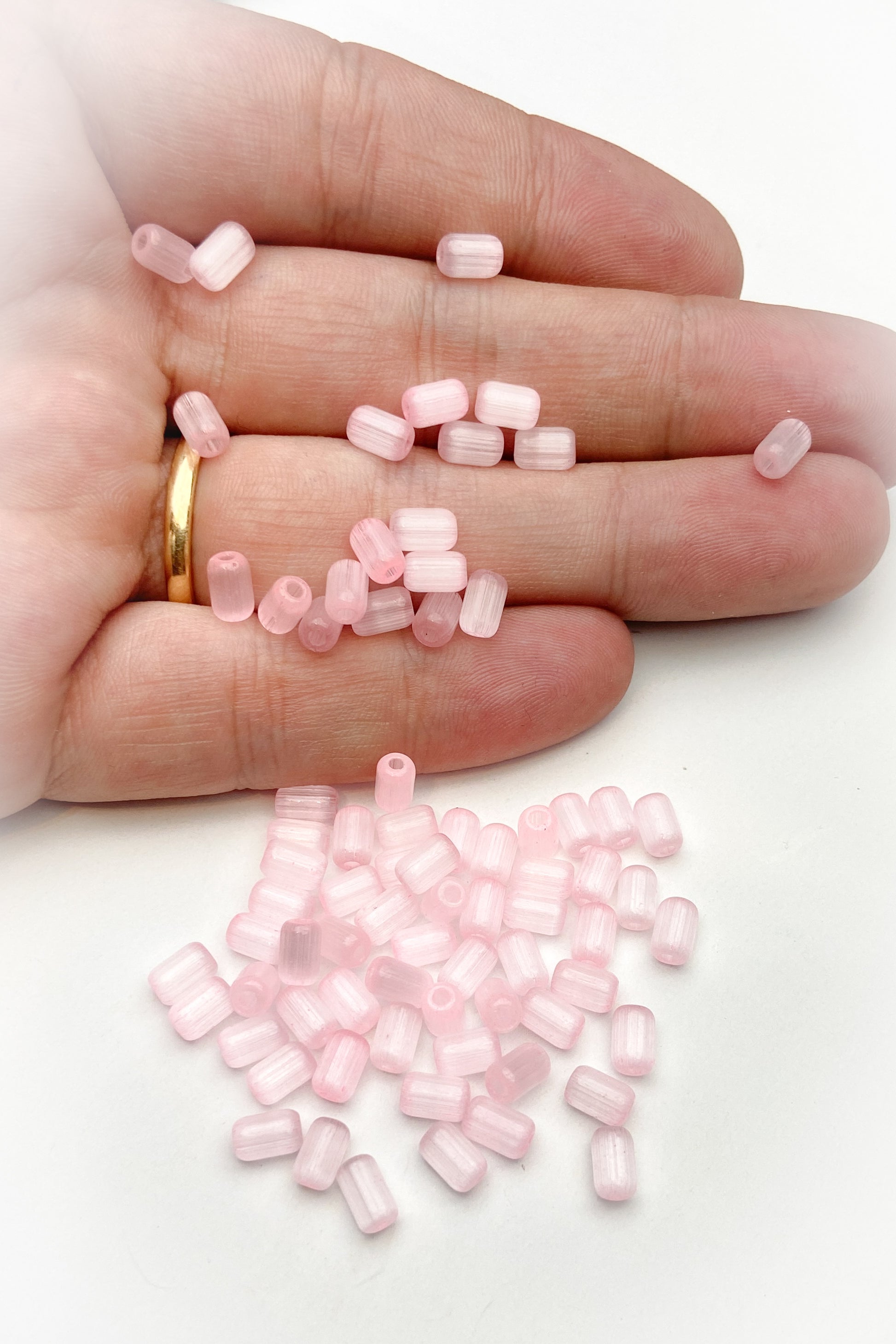 Pembe Silindir Boncuk Dizi