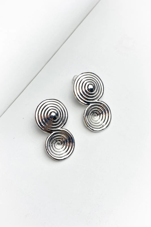 Spiral Tasarımlı Gümüş Renk Küpe